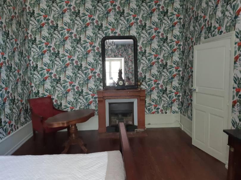La Maison Des Peres Charolles Exteriér fotografie